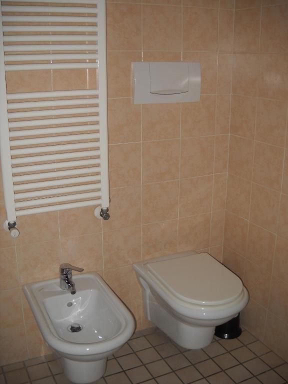 Le Camere Dell'Ancora Monzambano Exterior foto